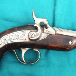Pistolet derringer fonctionnel pr&eacute; 20&egrave;
