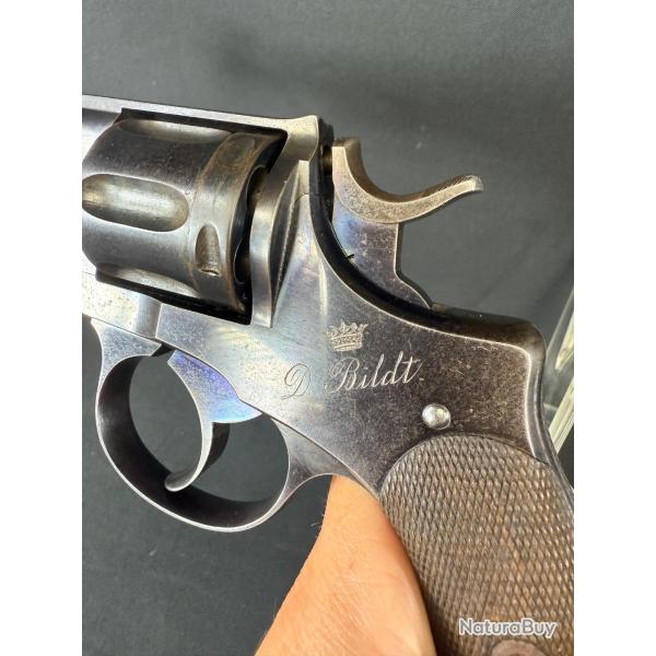 EXTRAORDINAIRE NAGANT cal 7.5 su�dois