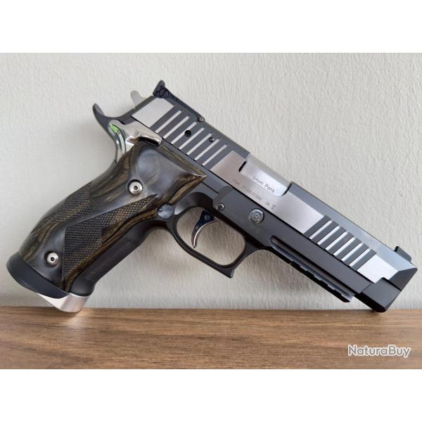 Sig Sauer P226 XFive Mastershop Black and White