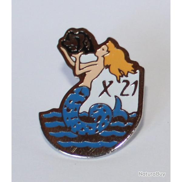 Pin's "Th�me p�che": X21 (C)