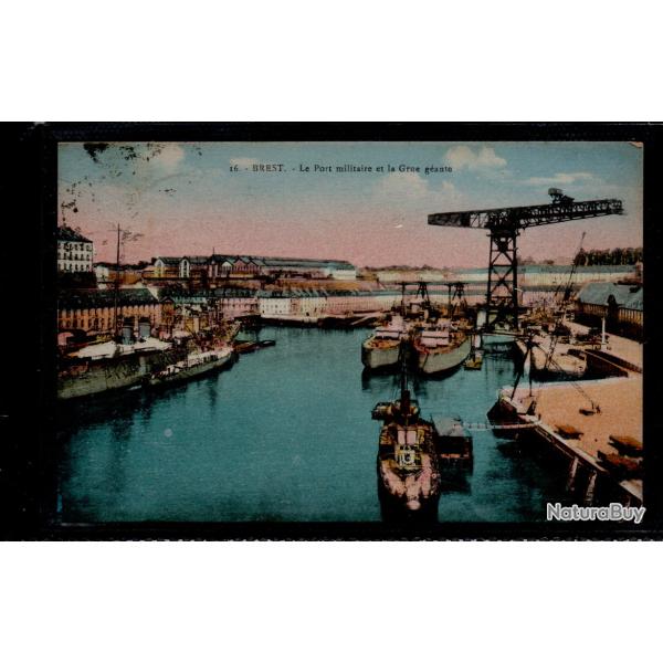 CPA - Marine Militaire - " BREST "  Le Port militaire et la Grue geaute - N�3033