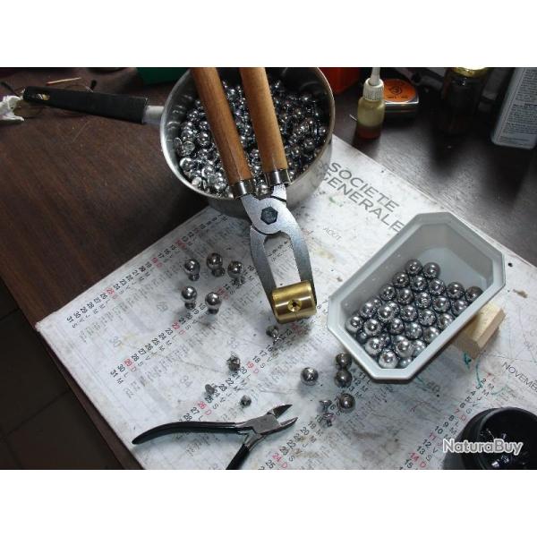 GAMME DE BOULETS RONDS ET DE MOULES A BOULETS RONDS, A LA DEMANDE