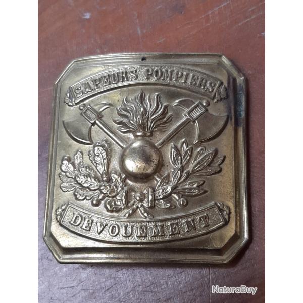 Boucle de ceinturon de sapeur pompier 3�me r�publique en tr�s bon �tat.