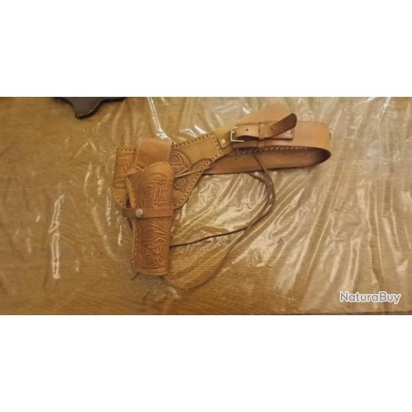 Holster western cuir avec porte munitions