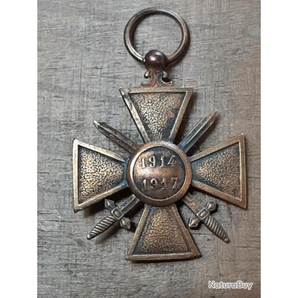 M�daille Croix de Guerre 1914 - 1917 - 1�re Guerre Mondiale. Pas de ruban.