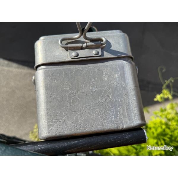 deux gamelle franaise une  grave  modle  1935 w w 2