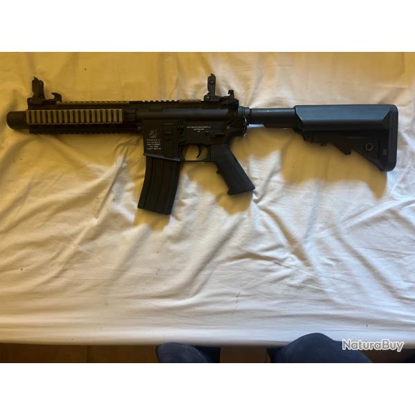 Fusil s'assaut airsoft COLT M4 KEYMOD SILENCER AEG