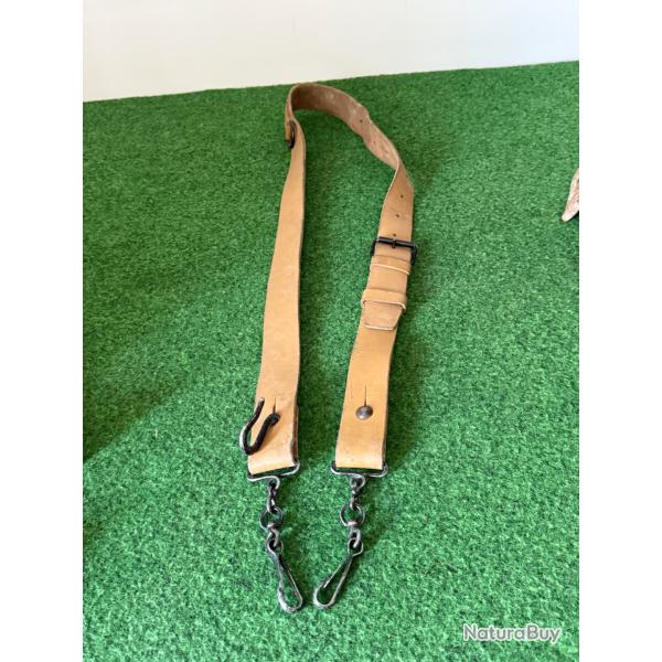 BRETELLE   POUR LA MITRAILLEUSE   MOD�LE 1924 / 1929  20 �ME