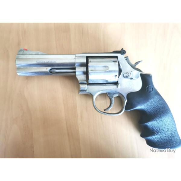 Revolver SMITH & WESSON  SW 686-4