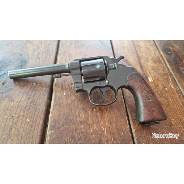 Revolver COLT 1917 . COLT 45