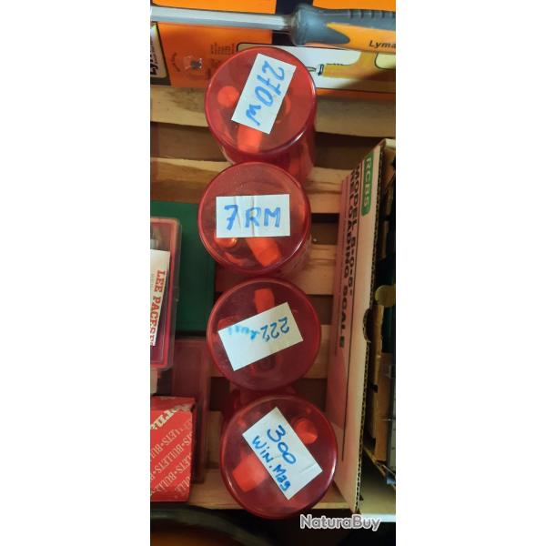 Lot de 2 jeux d Outils rechargement  7rem 300wm