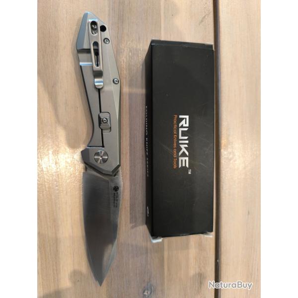 Couteau RUIKE P135 s.f