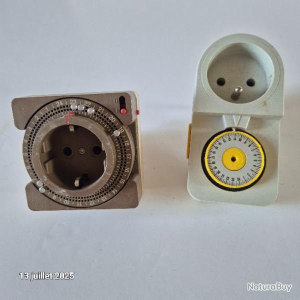 Lot de 2 prises programmateurs ou minuteurs, d'origine France et Allemagne