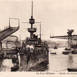Carte postale ancienne - Le Port Militaire, Brest -N&deg;3916