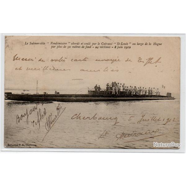 CPA - Marine Militaire Fran�aise -Le Submersible " Vend�miaire " aborde et coule par Cuirasse N�3938