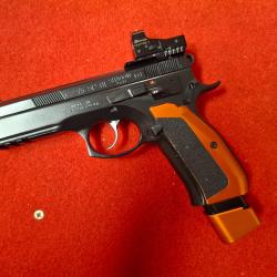 CZ 75 SP-01 CAL.9X19 EN TRES BON ETAT + POINT ROUGE BURRIS FAST FIRE 3 + ACCESSOIRES