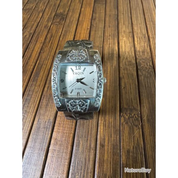 MONTRE YAQIN VINTAGE FEMME