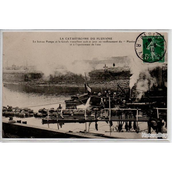 CPA - LA CATASTROPHE DU PLUVI�SE Le bateau Pompe et la Girafe travaillent" - N�3968