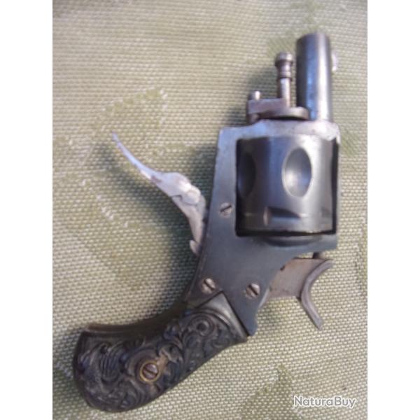 revolver Bulldog crosse cisel