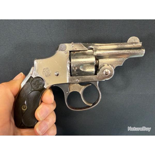 SUPERBE REVOLVER SMITH & WESSON SAFETY 2nd modle SNUBNOSE calibre 32sw short