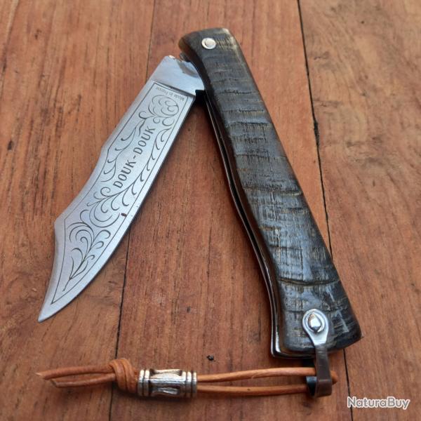 Joli Couteau DOUKDOUK France  Manche en Corne d ANTILOPE