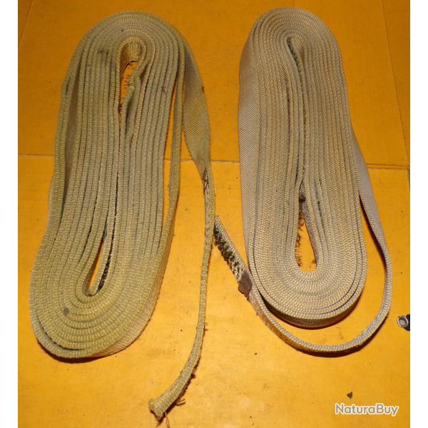 SANGLE DE PARACHUTE DE COULEUR JAUNE EN LOT DE 2 , LONGUEUR 5 METRES LARGEUR 2,5 CM ,BON  ETAT VOIR