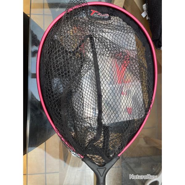 Vend canne  pche madcat spin 270 Green sries et moulinet black cat