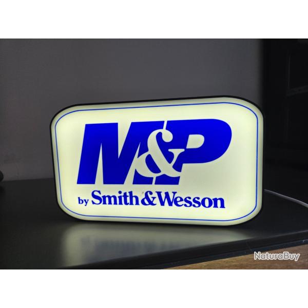 lampe Smith & wesson
