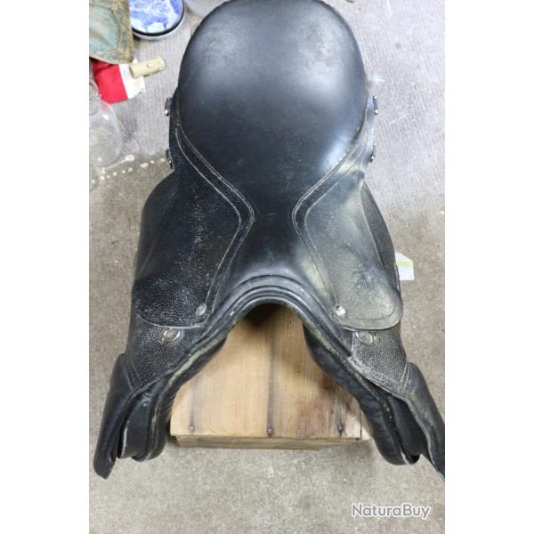 Selle de cheval ou poney pour ENFANT en cuir EQUITATION equestre