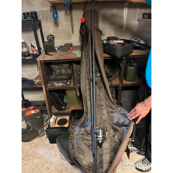 Vends 3 cannes FOX HORIZON X5s quasi neuves sans moulinets