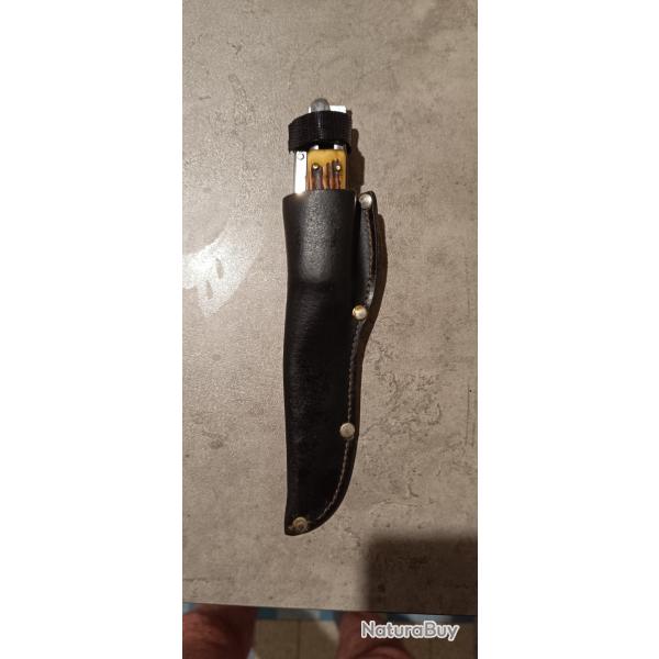 Beau couteau de chasse  lame en inox fabrication franaise anne 70 lame pliante  la d'estaing