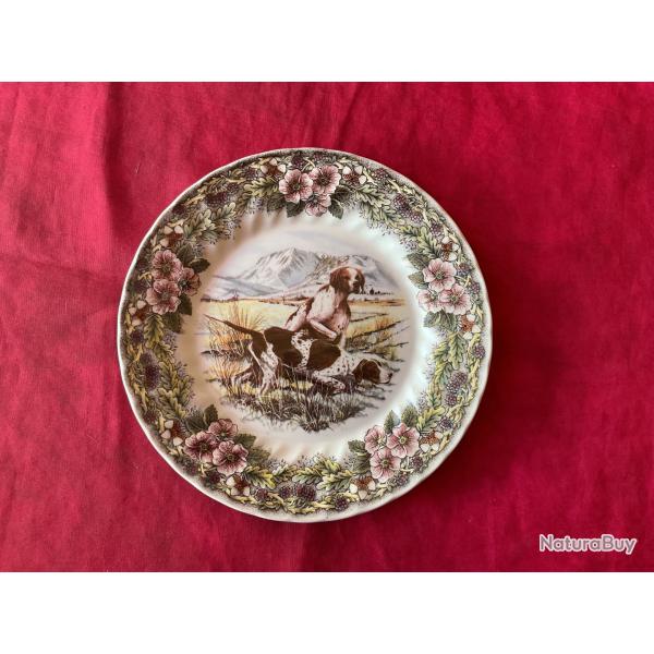 Assiette anglaise de d�coration pointers � l'arr�t, pas de prix de r�serve