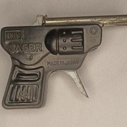 Pistolet jouet &agrave; amorce JAGER en plastique vintage made in Japan n&deg;7