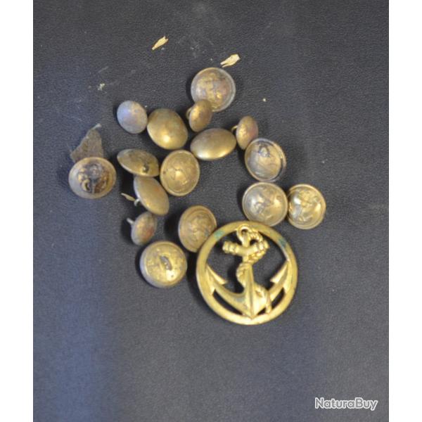 Lot Bouton et insigne de la marine