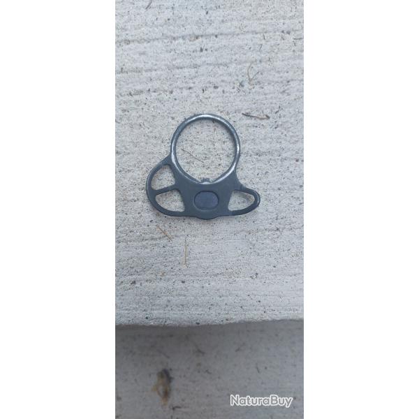 Attache sangle tube de crosse