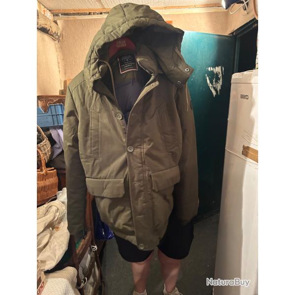 Veste a capuche amovible vert kaki taille L le temps des cerises neuf jamais port�