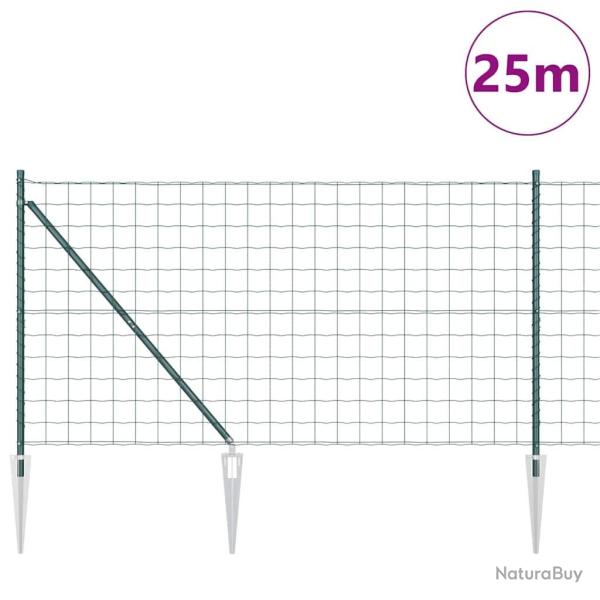 Cl�ture Euro avec 13 poteaux en spike 1,2x25 m en acier galvanis� vert