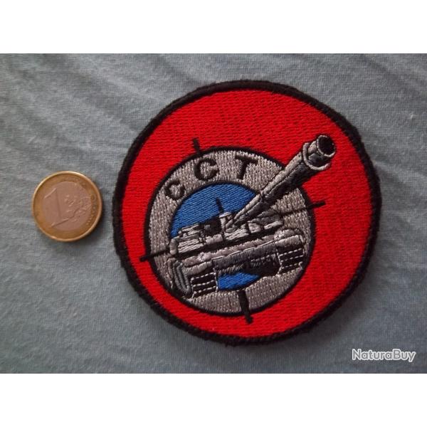 �cusson militaire char Fran�ais GCT AU-F1 blind� obusier automoteur chenill� insigne tissu