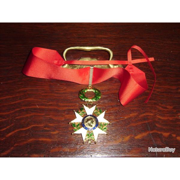 Commandeur de l'Ordre National de la L�gion d'Honneur, M�daille + cravate, fid�le REPRO