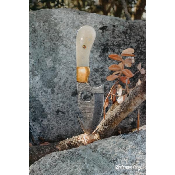 Couteaux Damas corse artisanaux Coutellerie Carlucci