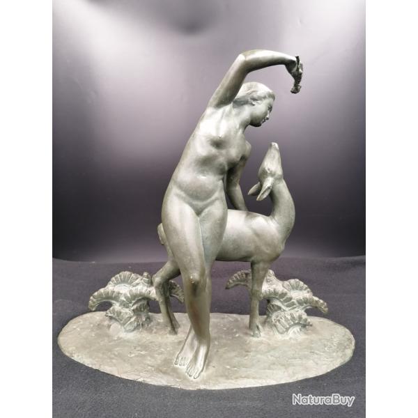 Sculpture en bronze Art D�co de" Paul Silvestre"