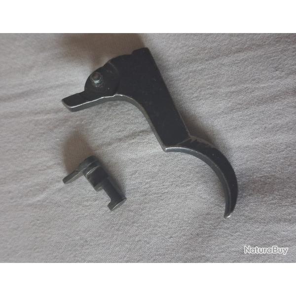 Vends dtente de fusil inconnue et une autre pice inconnue