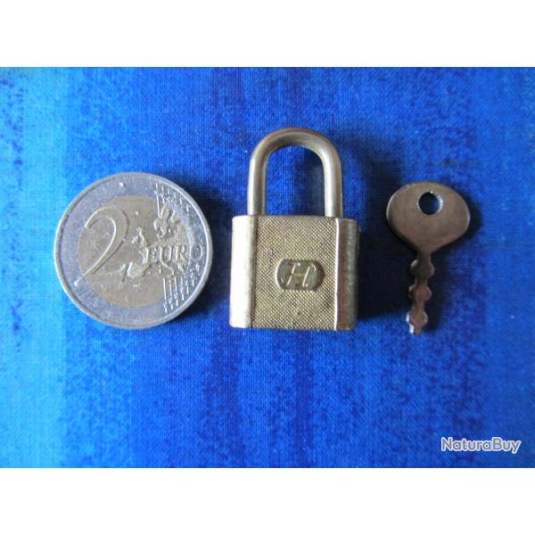 Cadenas de sac � main 1960