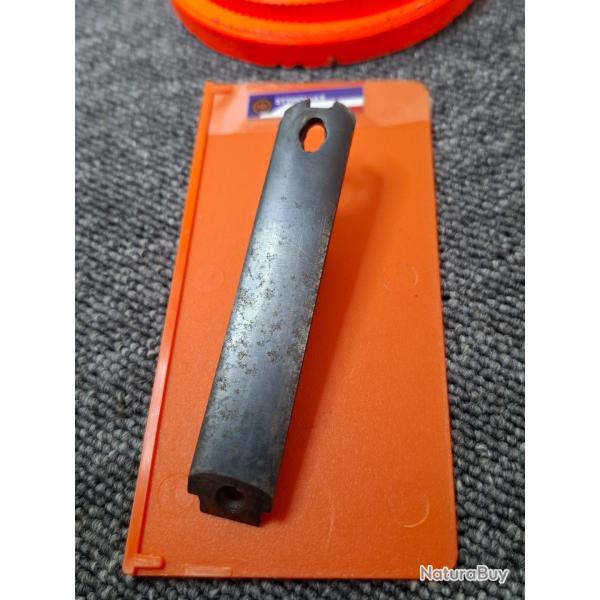 BAIKAL IJ18 - Pice - Plaque de recouvrement (2)