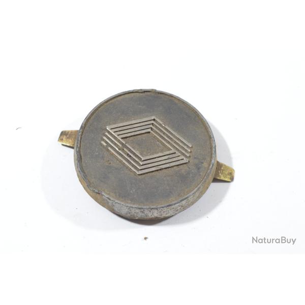 Insigne / Logo de v�hicule Ancien Voiture Renault Fran�ais  Monogramme Volant (24)