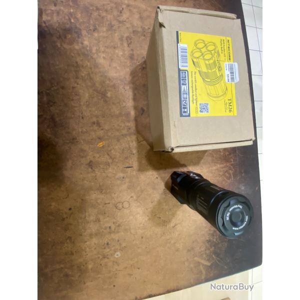 Lampe NITECORE TM26 4000 lumens