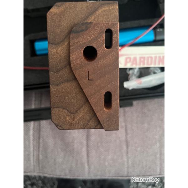 PISTOLET PARDINI - K12 Pistolet Pardini - Mod�le K12 absorber - Calibre 4.5mm � air.Inclus : 2 cart