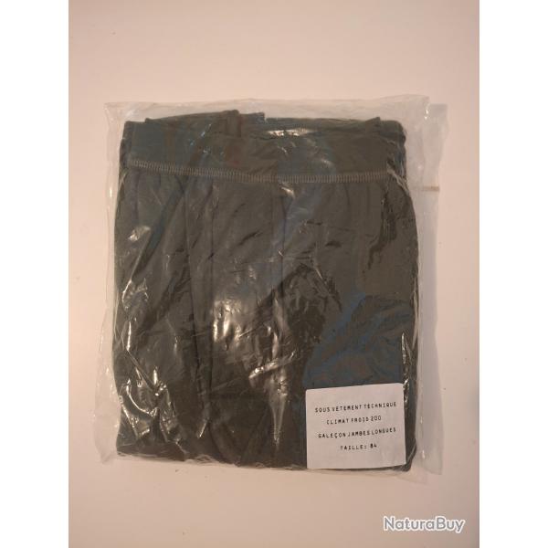 Ull frott� bas 200 . Taille 84