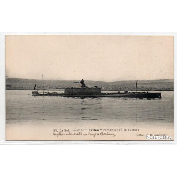 CPA -Marine de Guerre - Le Submersible " Triton " remontant a la surface  N�1146