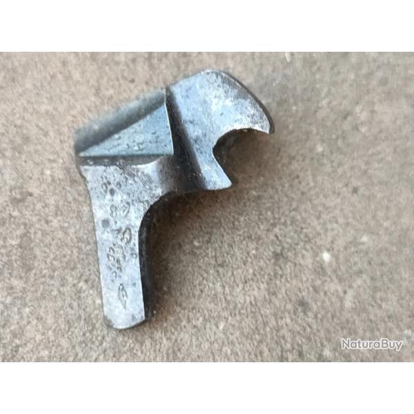 Pi�ce de la platine du fusil Lebel 1886